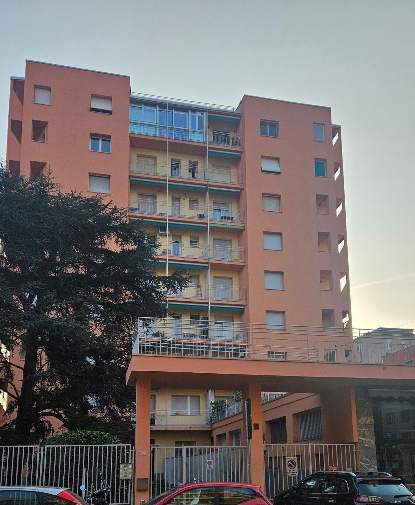 Apartment Grazioso Monolocale In Via Calzecchi Mailand